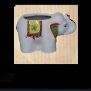 DECORATIVE CERAMIC PLANTING POTS